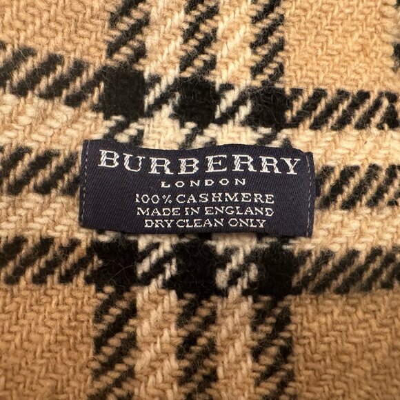 Burberry classic check 100% cashmere large shawl 6 ft x 29" made in England. - Picture 8 of 10